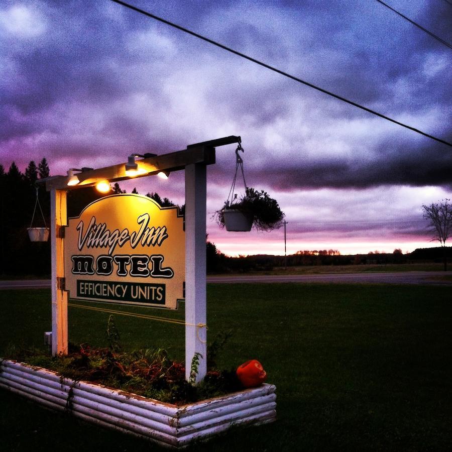Village Inn Motel Chatham 외부 사진
