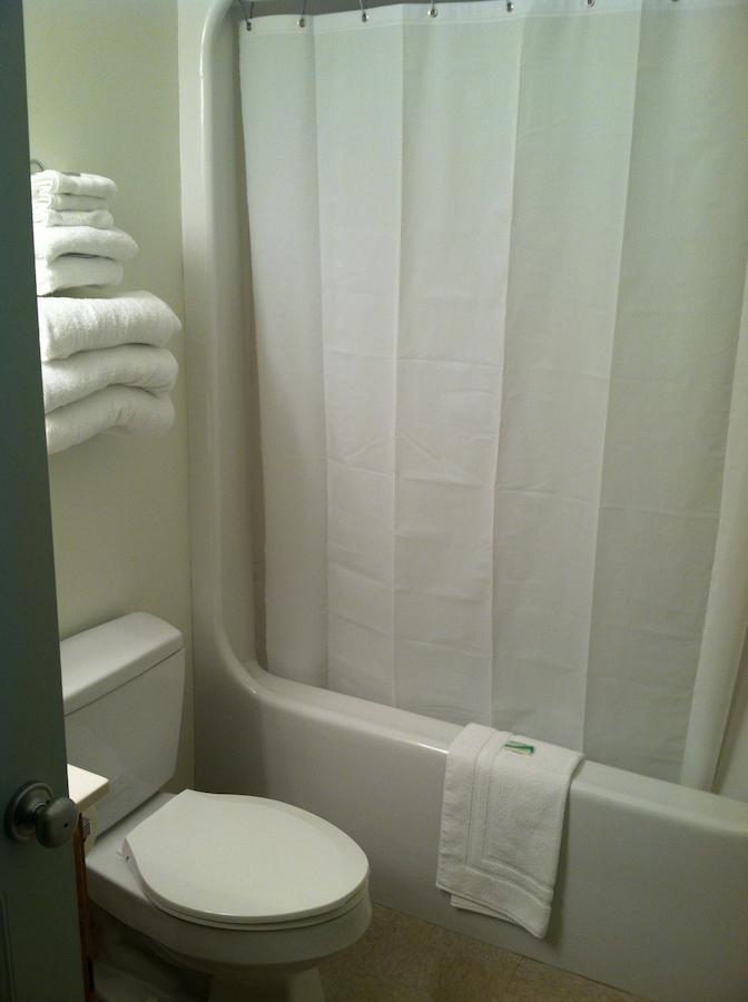 Village Inn Motel Chatham 객실 사진