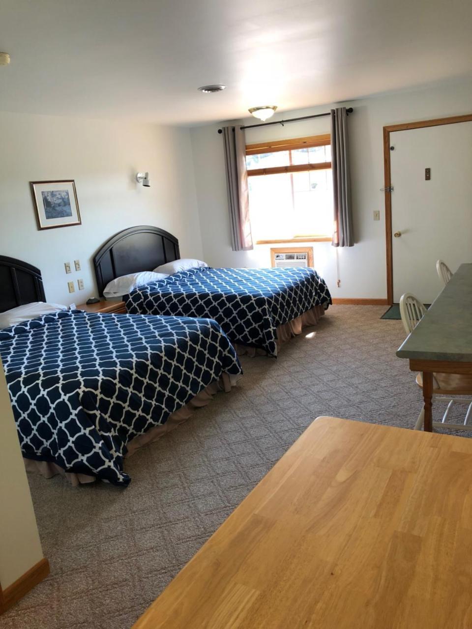 Village Inn Motel Chatham 외부 사진